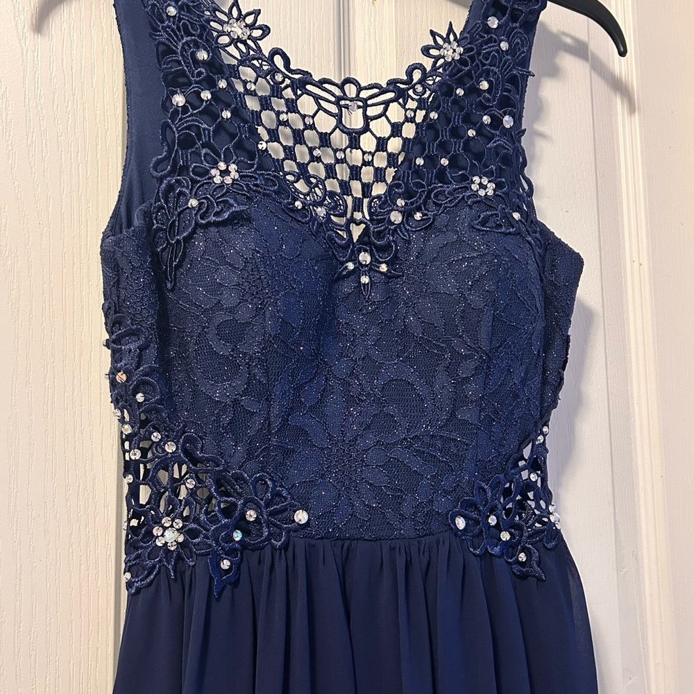 Navy prom dress